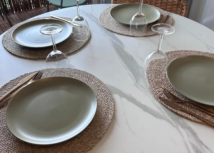 L' Instant Boheme T2 1 Clim , Piscine , Parking Wifi Balaruc-les-Bains